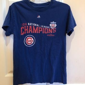 cubs t-shirt